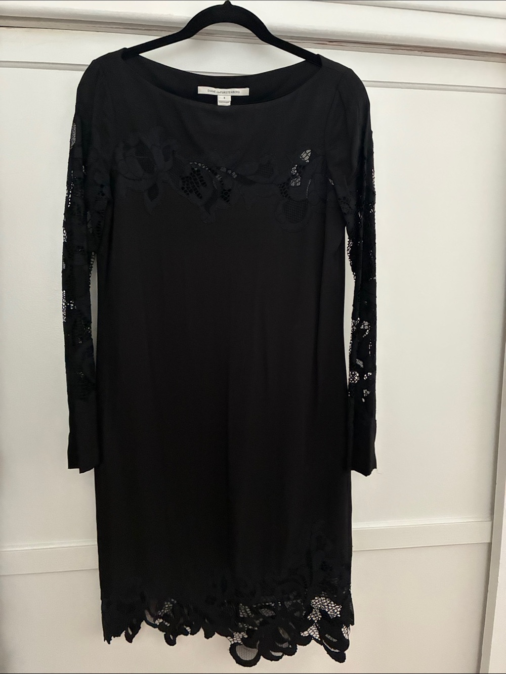 Diane vonFurstenberg Black Lace-Trim Long Sleeve Dress